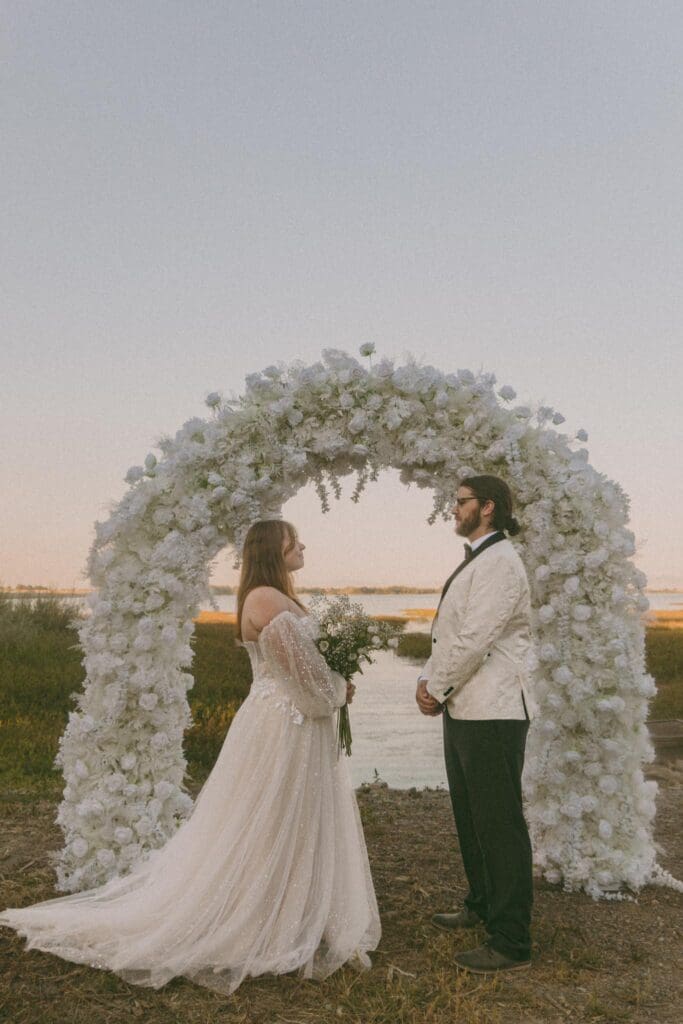 Is eloping a legal marriage? Hell yes. Learn the legal steps for eloping in Idaho & the PNW, plus how to make your elopement 100% official.